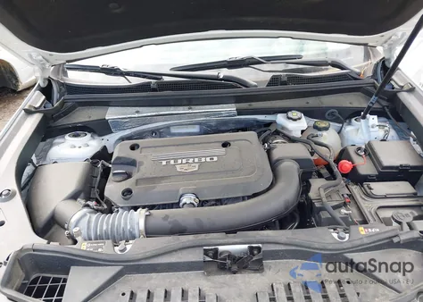 2024 Cadillac Xt4 Awd Premium Luxury z USA, uszkodzony, nr VIN 1GYFZDR43RF147835